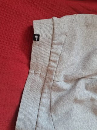 Pantalones chándal Puma grises niña XS