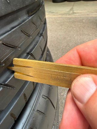 Neumáticos Continental 215/65/16 98H