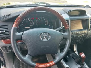 Toyota Land Cruiser 2004