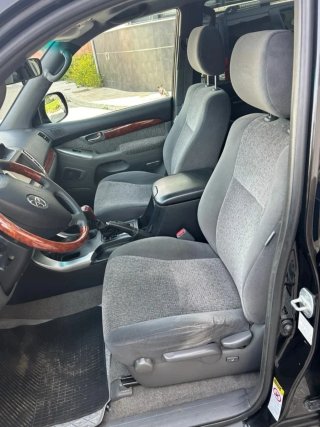 Toyota Land Cruiser 2004
