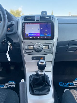 Toyota Corolla Sedán Toyota Corolla Sedán 1.4 D-4D Live