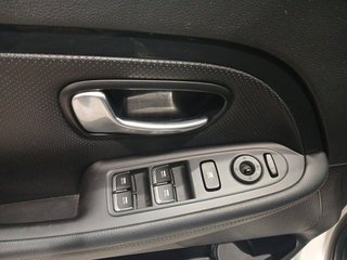 Kia Carens  1.7 CRDi VGT  Eco-Dynamics Concept