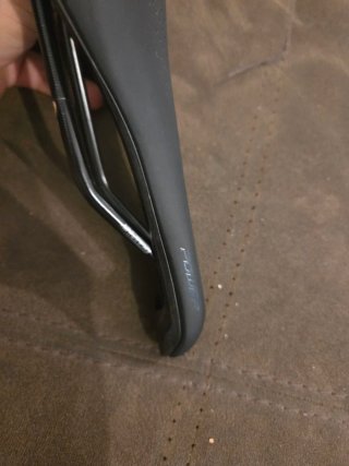 Sillín Specialized Power Comp 143mm