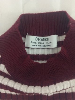 Jersey de rayas rojo y blanco
