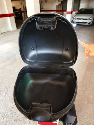 Sym Cruisym 300 Maxi Scooter