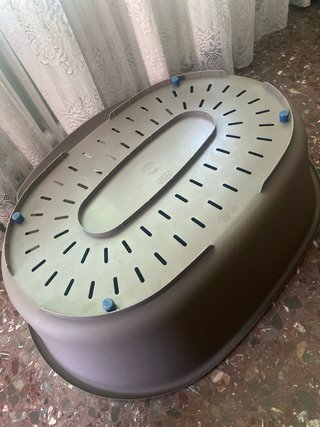 Cama para perro grande de plástico