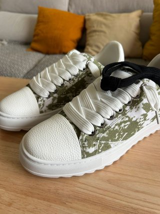 Zapatillas Numeris Verde y Blanco