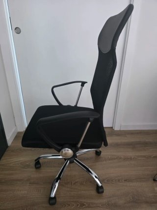 Silla de Oficina Negra