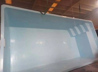 Piscina de poliéster