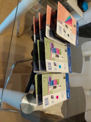 Cartuchos de tinta Brother LC221 y LC223