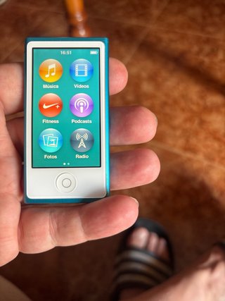 iPod Nano 16 GB Azul/Blanco