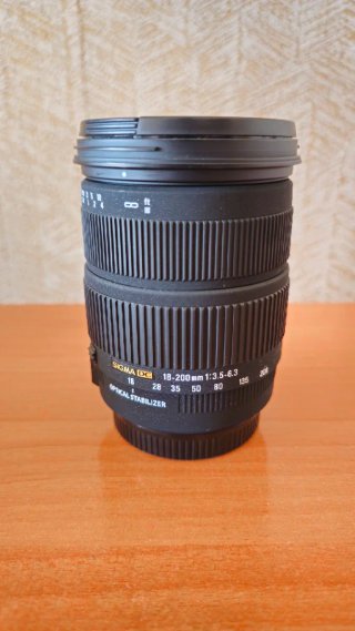Objetivo Sigma 18-200mm Canon DC