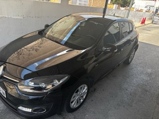 Renault Megane un solo titular 2015