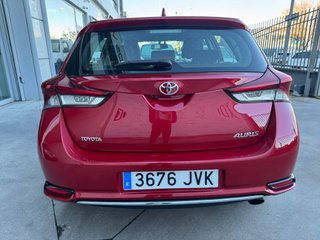 TOYOTA Auris 1.2 120T ACTIVE 2016