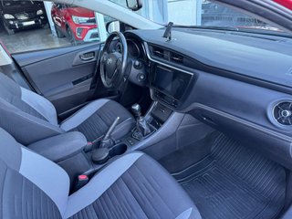 TOYOTA Auris 1.2 120T ACTIVE 2016