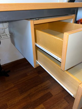 Mesa escritorio con 2 cajoneras