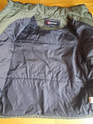 Chaqueta EASTPAK verde