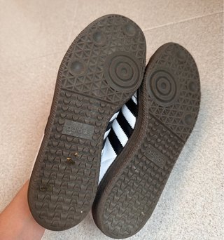 Adidas Samba Gris y Blanco.