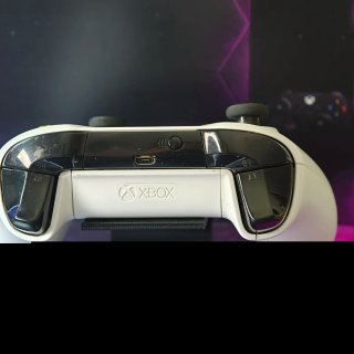 Mando Xbox One S/X original reacondicionado