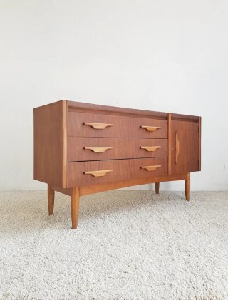 Aparador Mid Century. Vintage, 70s.