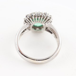 Anillo Roseta Esmeralda y Diamantes