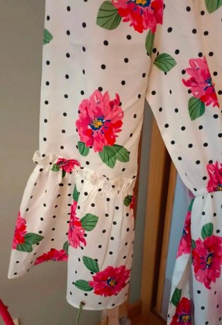 Vestido juvenil lunares y flores