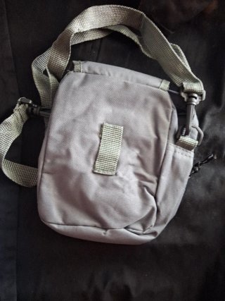 Mochila pequeña de bolsillo o colgada