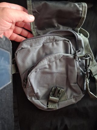 Mochila pequeña de bolsillo o colgada