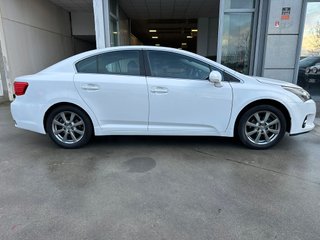 Toyota Avensis 1.8 ADVANCE 2013