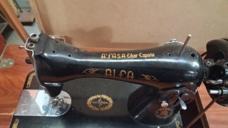 Máquina de coser Alfa Eibar España