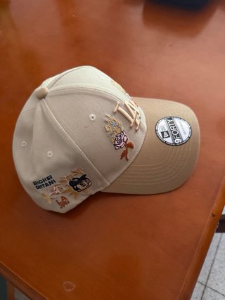 Gorra New Era LA Beige y Marrón