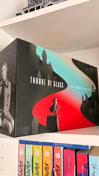Throne of Glass