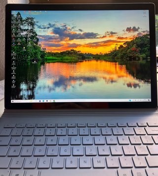 Microsoft Surface Pro i7 8GB/128GB