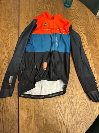 Ropa  Ciclismo Gobik Maillot y Culotte e integral