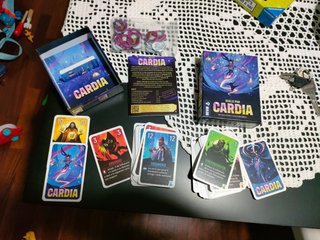 Duelo por Cardia - Jogo de Cartas (Espanhol)
