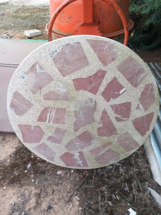 Mesa redonda de piedra mármol