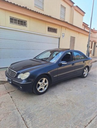 Mercedes-Benz Clase C 2001
