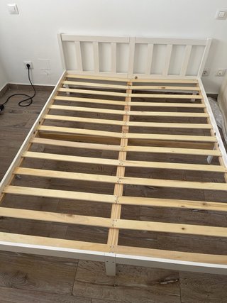 Estructura de cama de madera