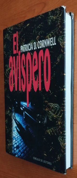 El Avispero, libro.