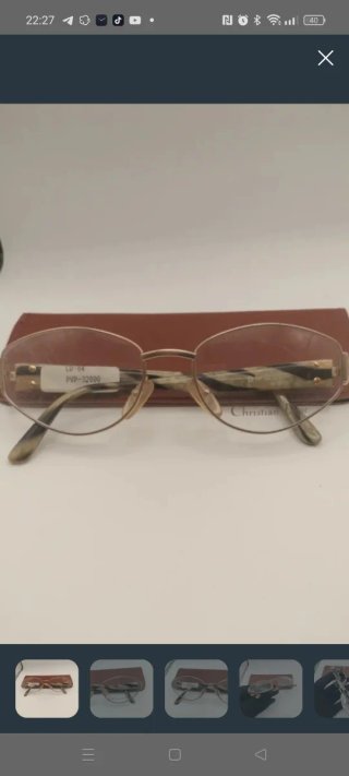 Gafas de sol Chanel negras,más Dior
