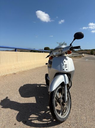 Moto 49cc Scooter