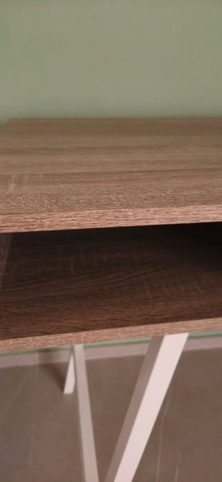 Escritorio Jysk moderno madera y metal
