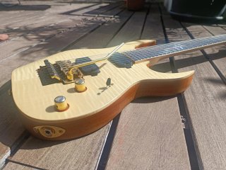 Guitarra Solar SB1.7FRFM Flame Natural Mate