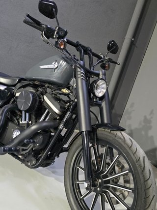 Harley Davidson Iron 883