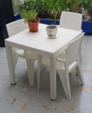 Mesa y 3 Sillas Jardín Plástico Blanco
