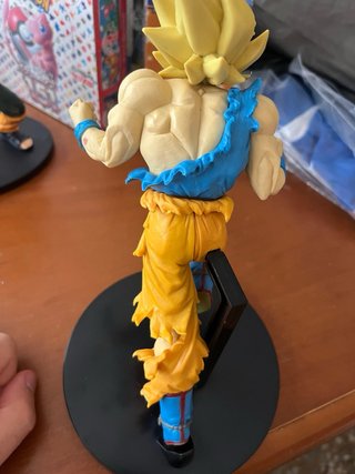 Figura Goku Super Saiyan