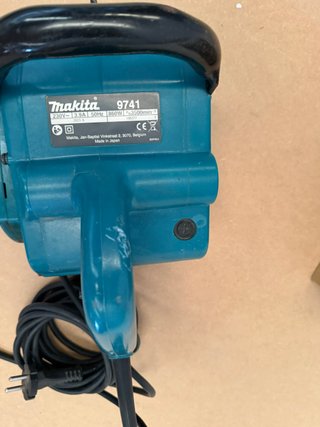 Lijadora Makita 9741 860W