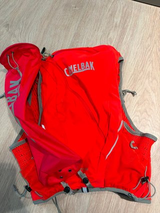 Chaleco Camelbak Apex Pro 12L + 2 Frascos