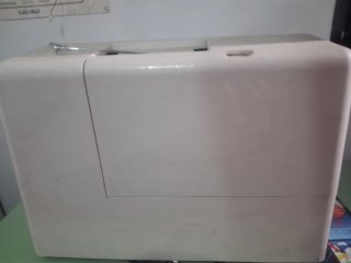 Máquina de coser WERTHEIM