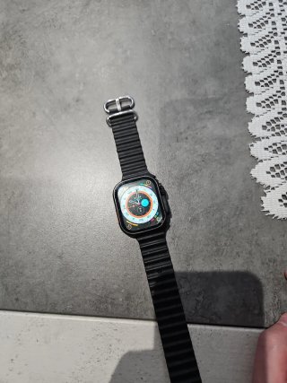 Reloj Inteligente Negro y Naranja